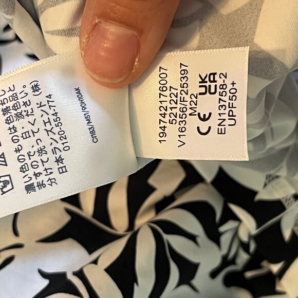 Lands' End Women's Elbow Sleeve Relaxed UPF 50 Rash Guard Black White Floral LP - Picture 6 of 8